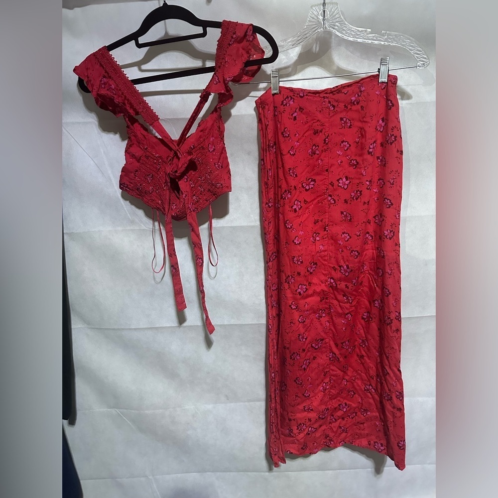 Free People Bijou 2pc Set Size 4 Cherry Red Floral Skirt Crop Top Colorful Fairy - Picture 4 of 7